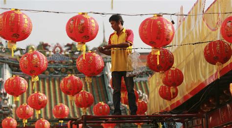 People In Asia And Beyond Welcome Lunar New Year China