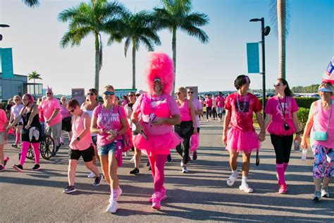 Sarasotas 2022 Making Strides Against Breast Cancer Walk Takes Place