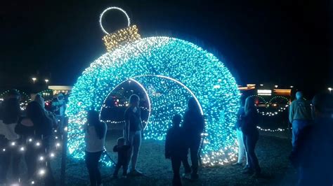 Christmas Light Display In Baton Rouge Louisiana Youtube