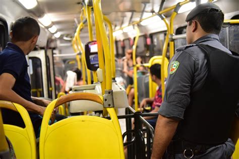 Mais De 1 400 Pessoas Foram Presas Por Roubos A ônibus Em Manaus Em 2017
