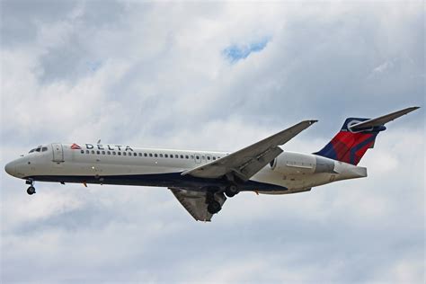 N926at Delta Air Lines Boeing 717 200 Formerly With Twa