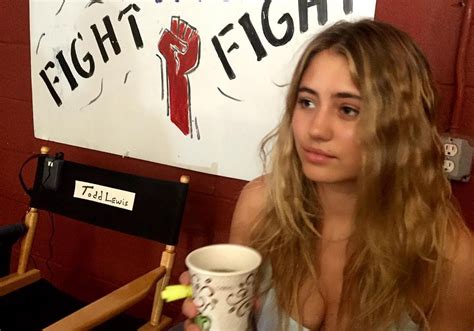 Lia Marie Johnson The Fappening Nude And Sexy 28 Photos Include Leaks