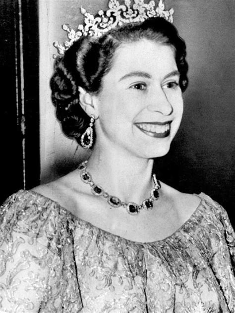 Fakta Ratu Inggris Elizabeth Ii Yang Bikin Kamu Bengong
