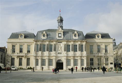Ibis troyes centre is set in troyes, 2.4 km from aube stadium and less than 1 km from troyes town hall. Hôtel de Ville de Troyes à Troyes - Aube Champagne