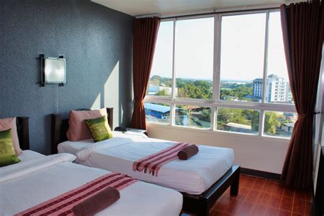 Standard Twin Bed Room โรงแรมเคเอ็มพะเยา Kmkwanphayao Hotel โรงแรม
