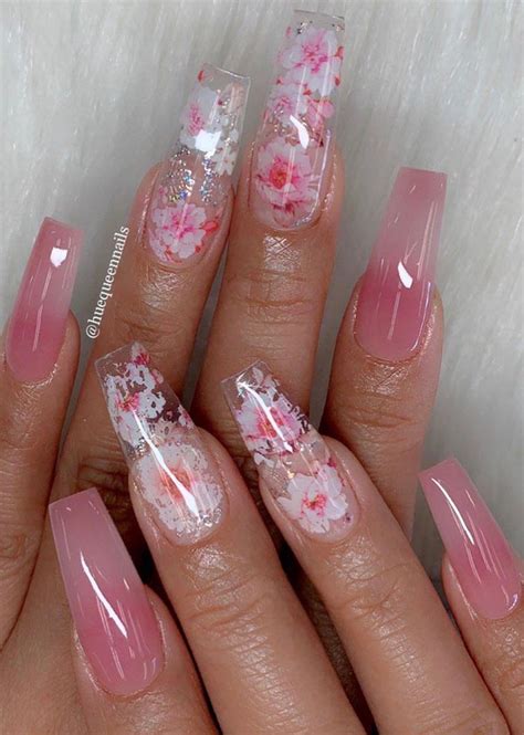 French nail art with flowers petals. 51 Dried Flower Nail Art Designs | Style VP | Page 14