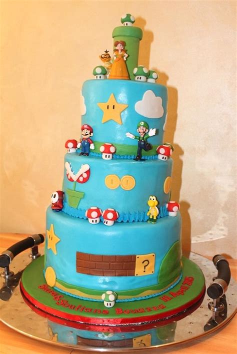 Super Mario Wedding Cake Decorated Cake By Laura Jabri Cakesdecor