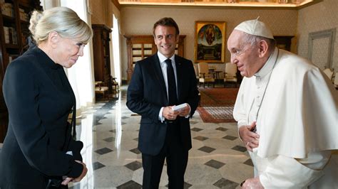 Macron Rencontre Le Pape François Pour La Troisième Fois Au Vatican