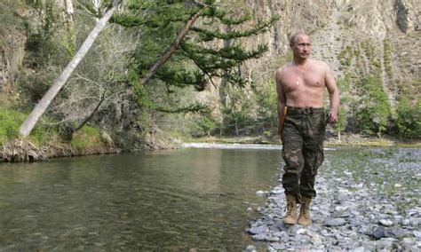 Putin’s ‘peculiar Walk’ Linked To Kgb Weapons Training Report Claims Vladimir Putin The