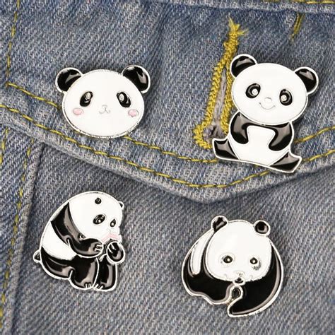 Pins Cartoon Panda Brooch Student Cute Dripping Alloy Badge T For