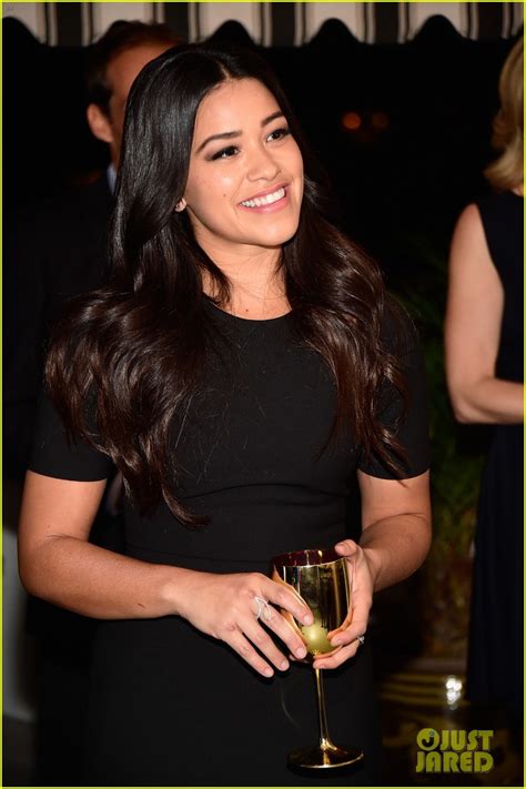 gina rodriguez s jane the virgin co stars react to her golden globe nomination photo 904034