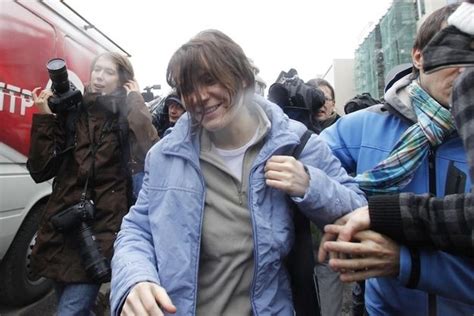 Pussy Riot Member Yekaterina Samutsevich Freed From Prison But Her