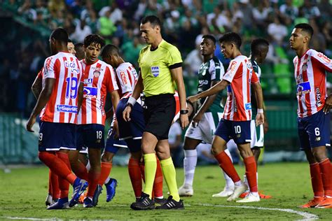 In 5 (50.00%) matches played at home was total goals (team and opponent) over 1.5 goals. Fecha 16 : Deportivo Cali VS Junior - Dimayor