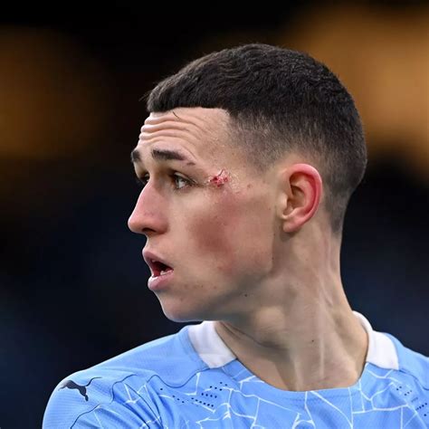 Phil Foden New Haircut Phil Foden Haircut Robert Lewa