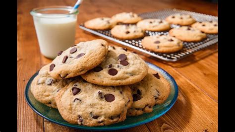 Like i said, these cookies are crazy easy, however here are a few notes. Perfect Soft And Chewy Chocolate Chip Cookies Recipe ...