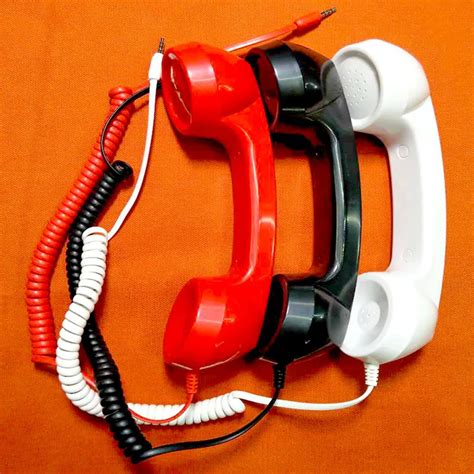 Glossy Surface Fashion 3 5mm Mic Retro Telephone Cell Phone Handset