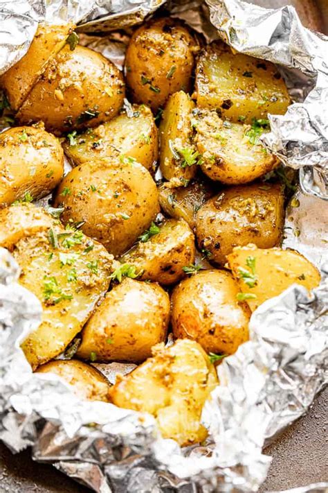 If you stick it in the oven when frozen the it will naturally start cooking on the outside whilst still. Basil Pesto Grilled Potatoes in Foil | How to Grill Potatoes