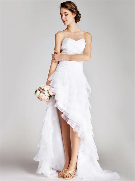 18 Most Popular Wedding Dresses For Short Women Guan Cool Weddings