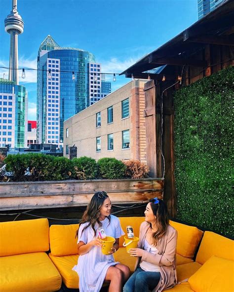 15 Rooftop Patios In Toronto That Are Seriously Perfect On A Sunny Day