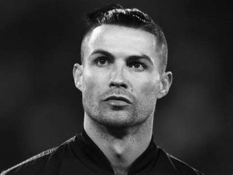 5 Reasons Why Ronaldo Is Better Than Messi Bscholarly