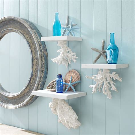 Even if it is a pretty basic design it's likely. That pale blue color for the bathroom walls. | Beach theme ...
