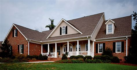 Best Color Of Siding With Traditional Brick Ranch Bing In 2021