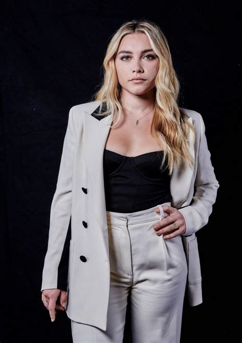 Florence Pugh Nude In Leaked Explicit Collection Photos