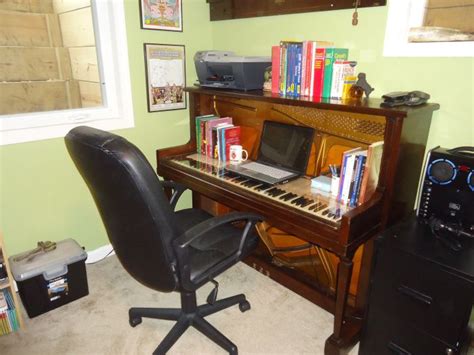 Diy Computer Desk From An Old Upright Piano Diy Computer Desk Diy