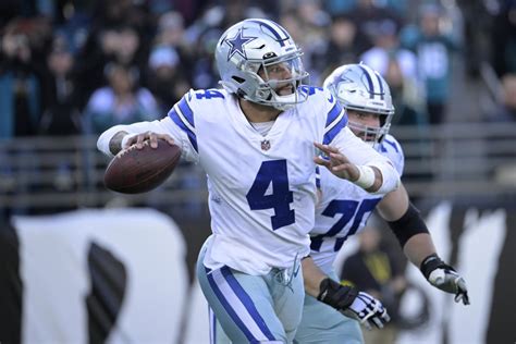 Thursday Night Football Dak Prescott Is Stuck In The Tony Romo Vortex