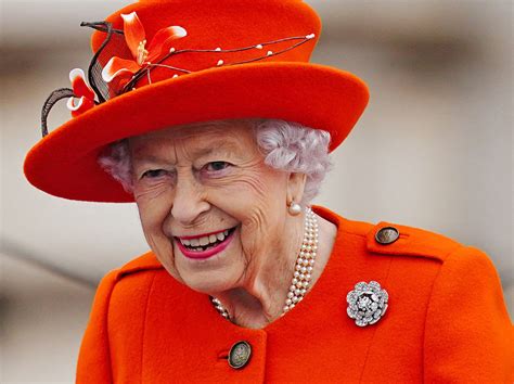 Kraljica Elizabeta Ii Slavi Svoj 96 Rođendan Gracija