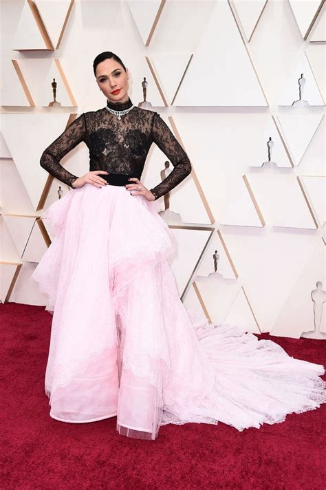 Photos The 2020 Oscars Red Carpet Cnn Gal Gadot Oscar Red Carpet