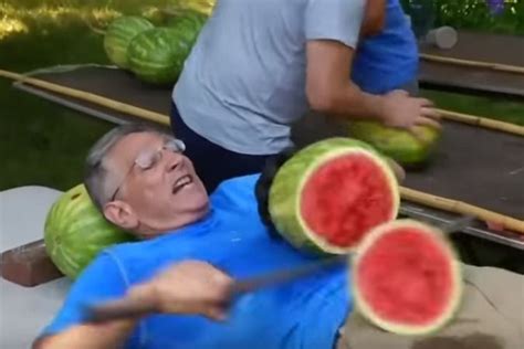 Home Page World Records Watermelon Slices This Man