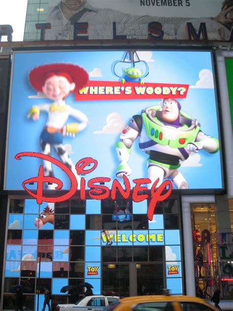 Disney Store In Times Square New York Citywdw Radio