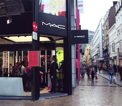 Ouverture Dune Nouvelle Boutique Mac à Bruxelles