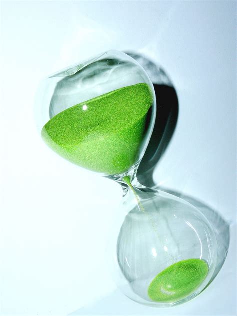 무료 이미지 물 화이트 유리 시각 범위 녹색 생기게 하다 음주 계시기 칵테일 와인 잔 자유형 리큐어