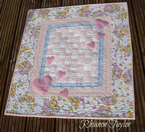 Free Tutorial Hearts Baby Quilt By Rhianon Taylor