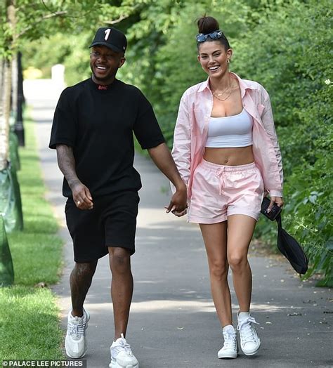 Love Islands Rebecca Gormley And Beau Biggs Take A Romantic Stroll In