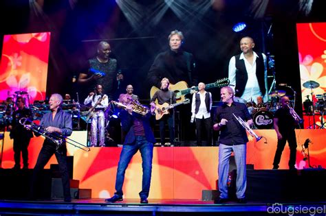 Chicago And Earth Wind And Fire Take The Stage Together For An All Star