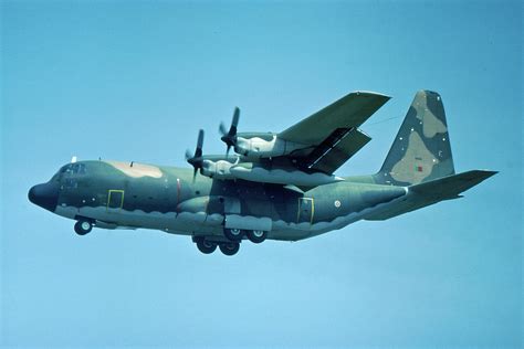 16805 Lockheed C 130h Hercules Portuguese Air Force Flickr