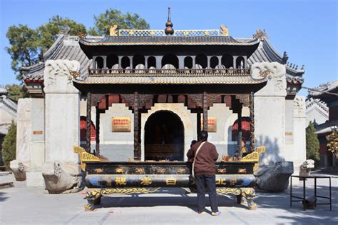 8 Most Amazing And Famous Temples You Should Visit In Beijing Wild