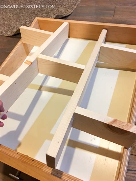 Written by staples knowledge centre. Super Easy DIY Drawer Divider Insert - Sawdust Sisters