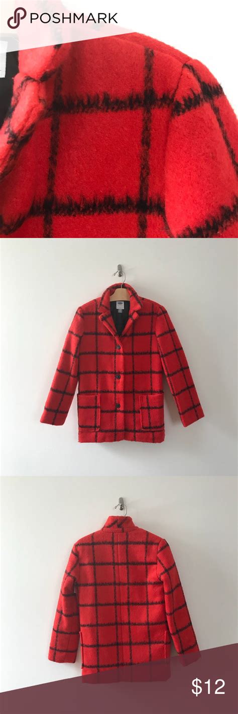 Fabric by loro piana of italy in 80% camel hair and 20% wool. Old Navy Plaid Coat NWT | Plaid coat, Red and black plaid ...