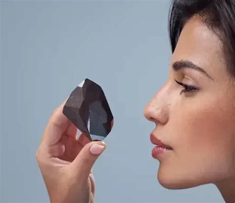 Sothebys Offers A 55555 Carat Black Diamond That May Be From Outer