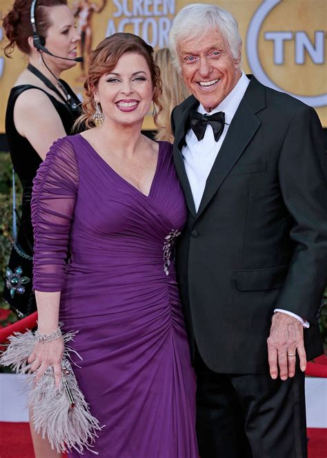 Dick Van Dyke And His Wife Arrive At The Sag Awards Who2