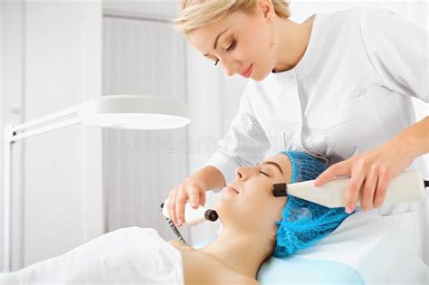 Hardware Cosmetology Cosmetology Face Procedure Stock Image Image Of