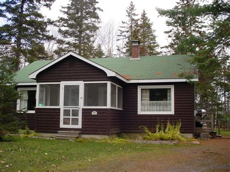 Edgewood cabin rental on loon lake. Rangeley Manor Rental Cabin "H"