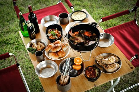 エキセントリックな役柄のイメージが広く浸透している中、久しぶりに等身大の男性を演じる。 健一と娘の美紀を温かく見守る登場人物には、國村 隼、余 貴美子、広末涼子、伊藤沙莉、川栄李奈など豪華俳優陣が結集。 原作は、「とんび」「流星ワゴ. 家でも、キャンプでも。食欲の秋を満喫しよう。 ｜ THE SNOW PEAK WAY