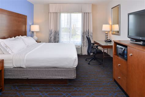 Holiday Inn Express Hotel And Suites Terre Haute Terre Haute Indiana Us