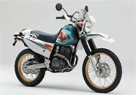 Uncorking the ttr250 two freebie mods to start with: Yamaha TT-R 250 Raid