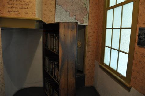 Bookcase That Covered The Entrance To The Achterhuis Museo Anne Frank